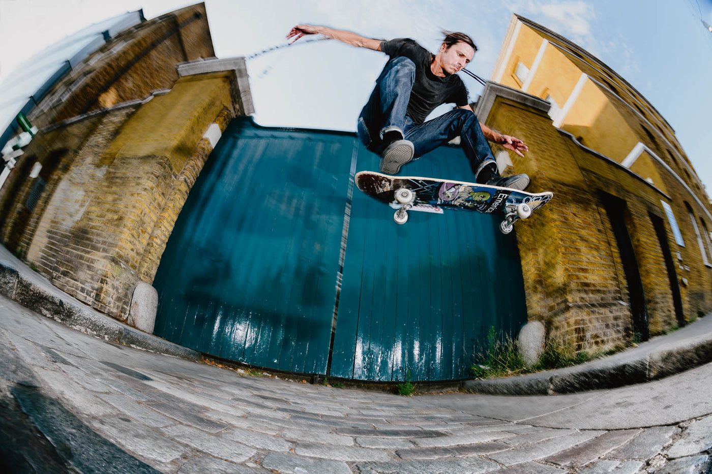 EMERICA PRESENTS ’SHOWTIME’
