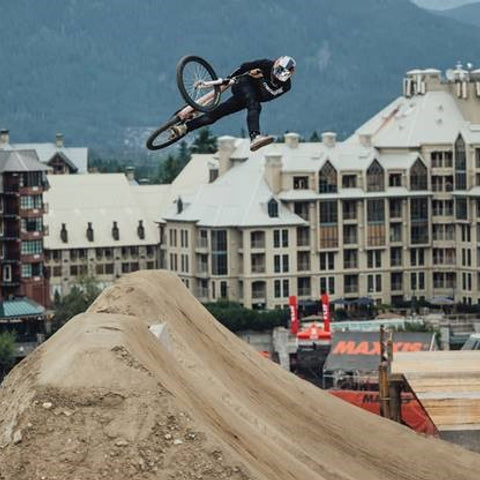 ETNIES' RIDER EMIL JOHANSSON WINS AGAIN!
