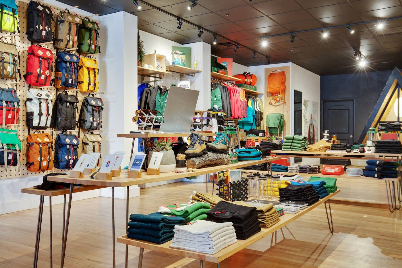 8 OUTDOOR APPAREL STORES FOR YOUR NEXT TRIP TO THE MOUNTAINS